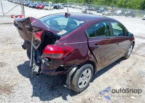 2018 Kia Forte Lx z USA, uszkodzony, nr VIN 3KPFL4A76JE248671